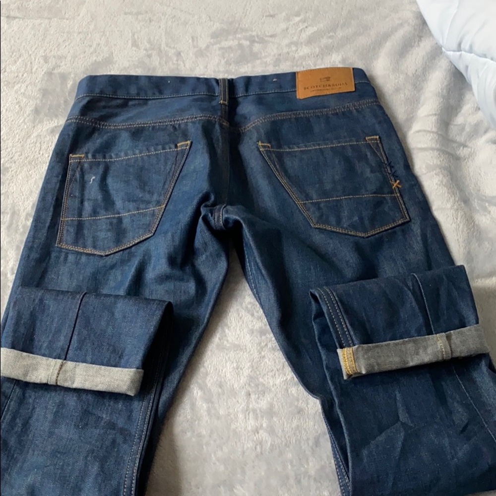 Scotch and side jeans